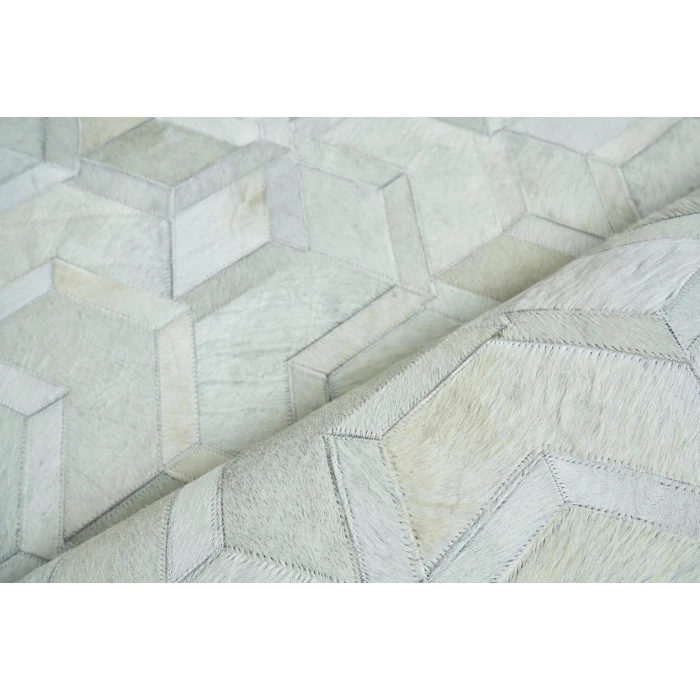 Exquisite Rugs Natural Hide Ivory 21451X16 1ft.X1ft.6in. Rect. Rug