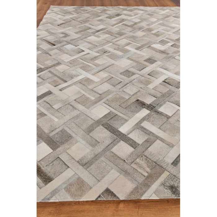 Exquisite Rugs Natural Hide Silver/Ivory 21491X16 1ft.X1ft.6in. Rect. Rug
