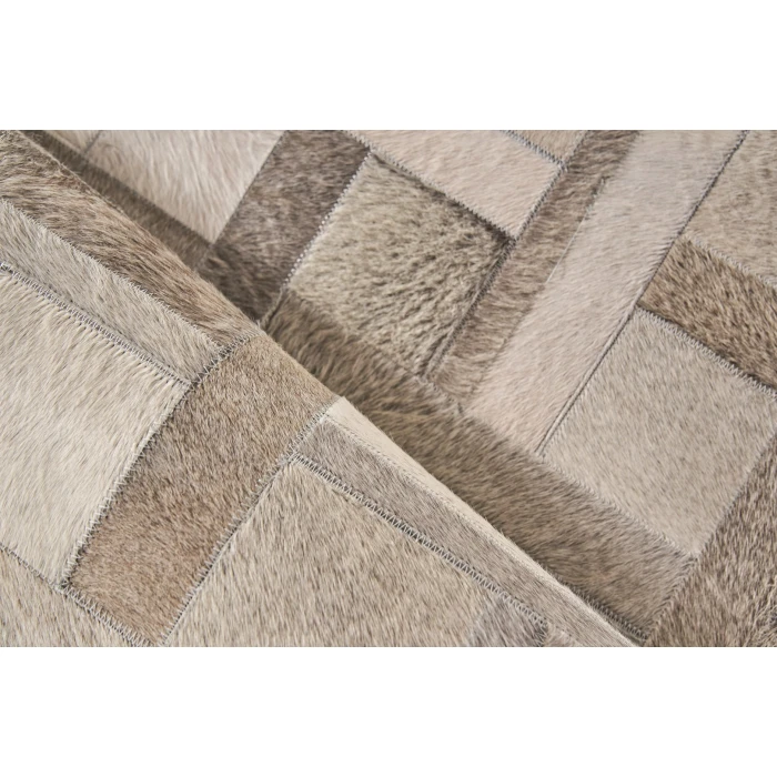 Exquisite Rugs Natural Hide Silver/Ivory 21491X16 1ft.X1ft.6in. Rect. Rug