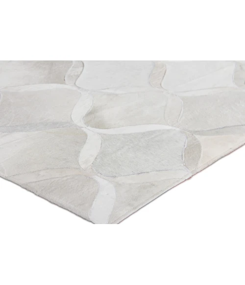 Exquisite Rugs Natural Hide Ivory 21501X16 1ft.X1ft.6in. Rect. Rug