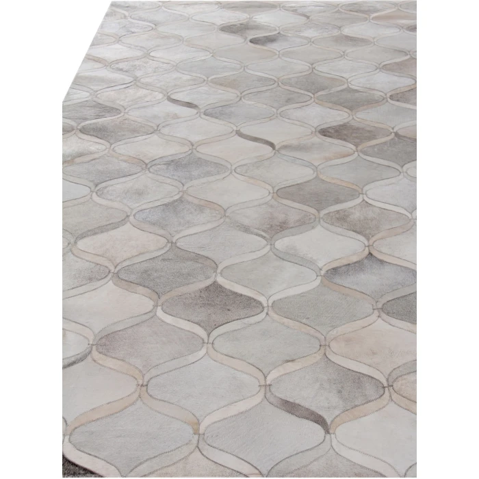 Exquisite Rugs Natural Hide Silver/Ivory 215196X136 9ft.6in.X13ft.6in. Rect. Rug