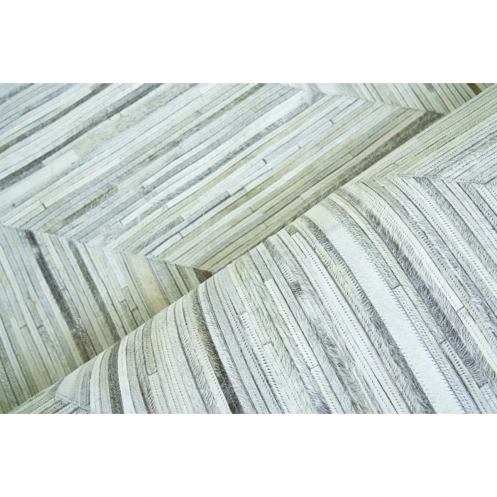 Exquisite Rugs Natural Hide Ivory 21621X16 1ft.X1ft.6in. Rect. Rug