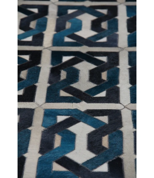 Exquisite Rugs Natural Hide Ivory/Navy/Blue 21695X8 5ft.X8ft. Rect. Rug