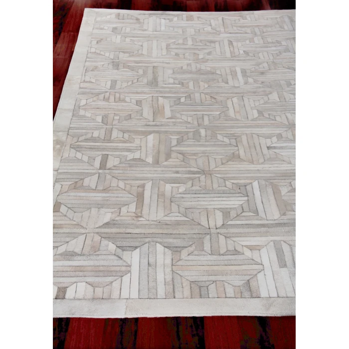 Exquisite Rugs Natural Hide Ivory 21785X8 5ft.X8ft. Rect. Rug