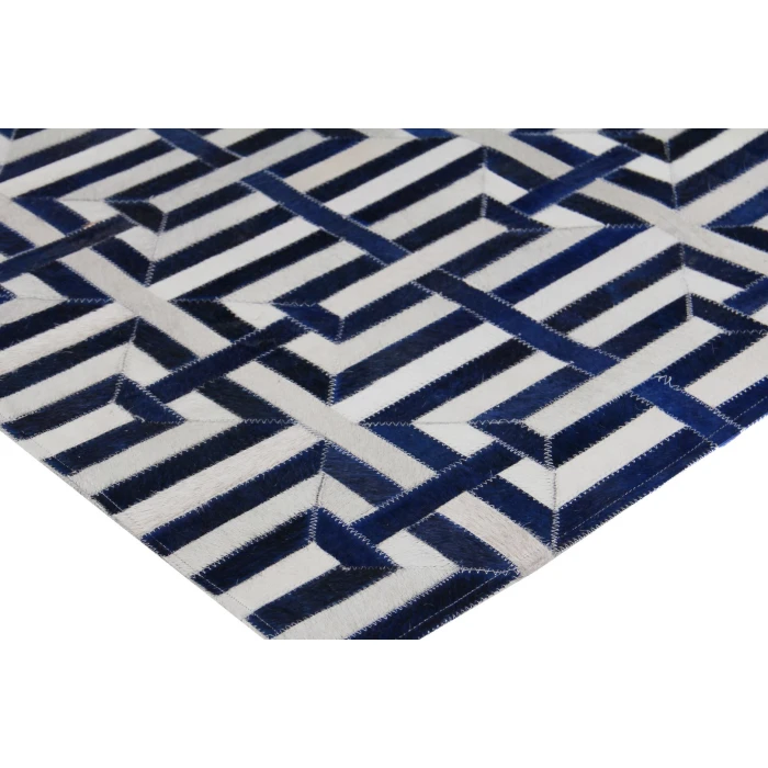 Exquisite Rugs Natural Hide Navy/Ivory 22035X8 5ft.X8ft. Rect. Rug