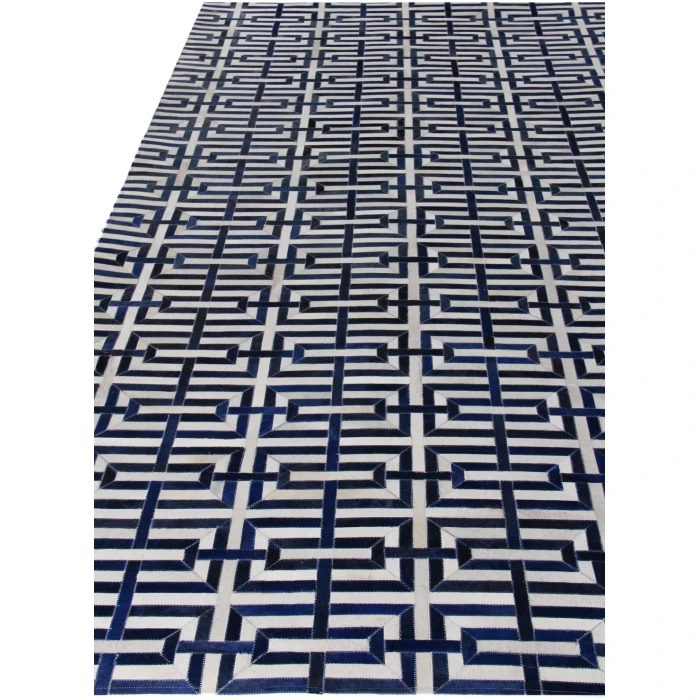 Exquisite Rugs Natural Hide Navy/Ivory 22035X8 5ft.X8ft. Rect. Rug