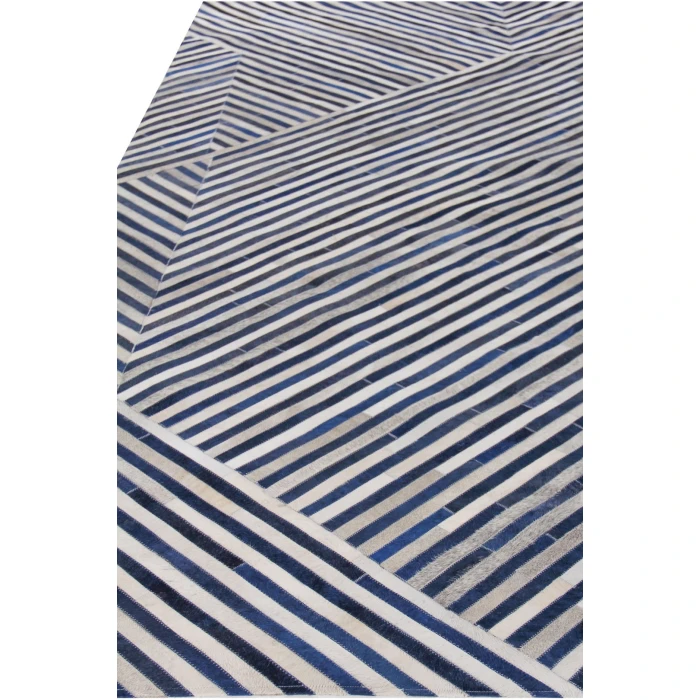 Exquisite Rugs Natural Hide Navy/Ivory 22128x10 8ft.x10ft. Rect. Rug