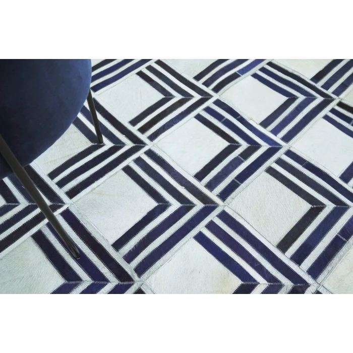 Exquisite Rugs Natural Hide Navy/Multi 221996X136 9ft.6in.X13ft.6in. Rect. Rug
