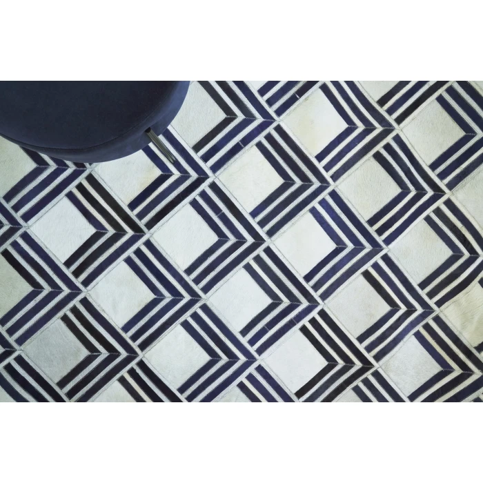 Exquisite Rugs Natural Hide Navy/Multi 221996X136 9ft.6in.X13ft.6in. Rect. Rug