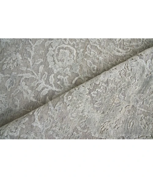 Exquisite Rugs Meena Silver/Gray 24681X16 1ft.X1ft.6in. Rect. Rug