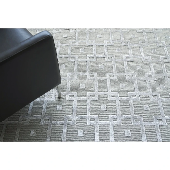 Exquisite Rugs Metro Velvet Silver 30328X10 8ft.X10ft. Rect. Rug