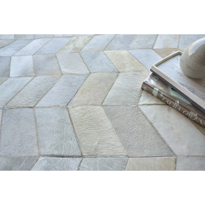 Exquisite Rugs Natural Hide Ivory/Silver/Multi 3303116X146 11ft.6in.X14ft.6in. Rect. Rug