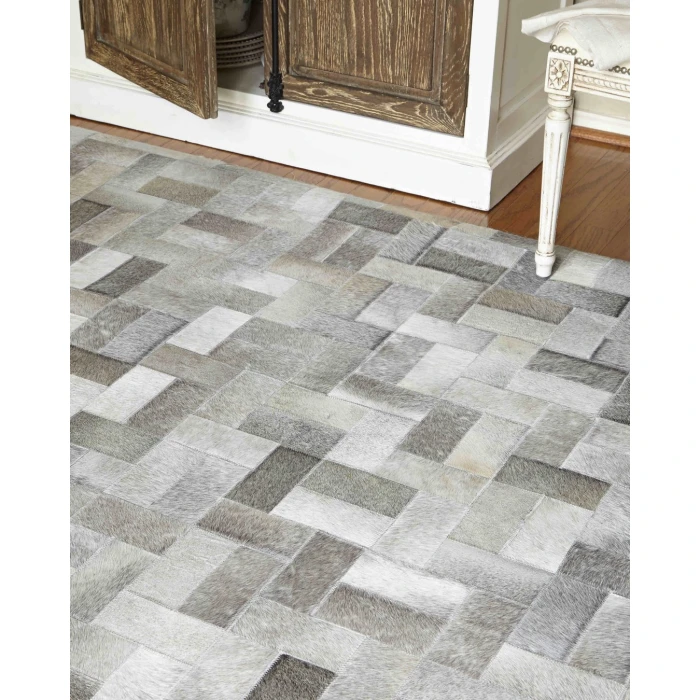 Exquisite Rugs Natural Hide Silver 335396X136 9ft.6in.X13ft.6in. Rect. Rug