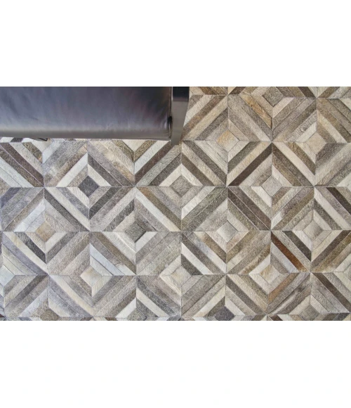 Exquisite Rugs Natural Hide Silver 336196X136 9ft.6in.X13ft.6in. Rect. Rug