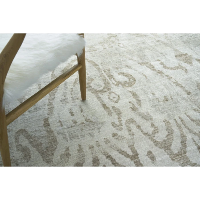 Exquisite Rugs Antique'd Silk Beige 36318X10 8ft.X10ft. Rect. Rug