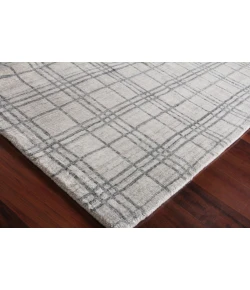Exquisite Rugs Fairbanks White/Light Silver 38351X16 1ft.X1ft.6in. Rect. Rug