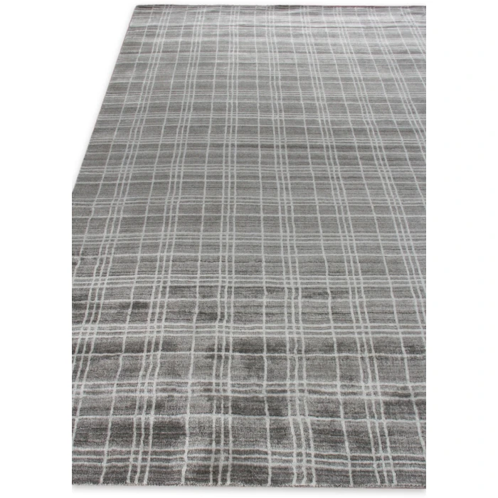 Exquisite Rugs Fairbanks Silver/White 38361X16 1ft.X1ft.6in. Rect. Rug