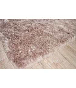 Exquisite Rugs Sheepskin Mushroom 38442X3 2ft.X3ft. Rect. Rug