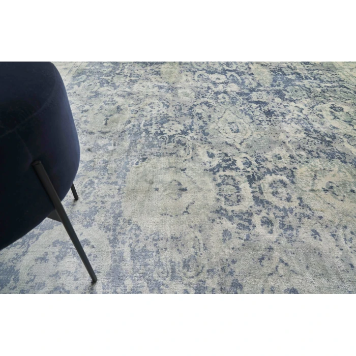 Exquisite Rugs Cassina Light Silver/Blue 39021X16 1ft.X1ft.6in. Rect. Rug