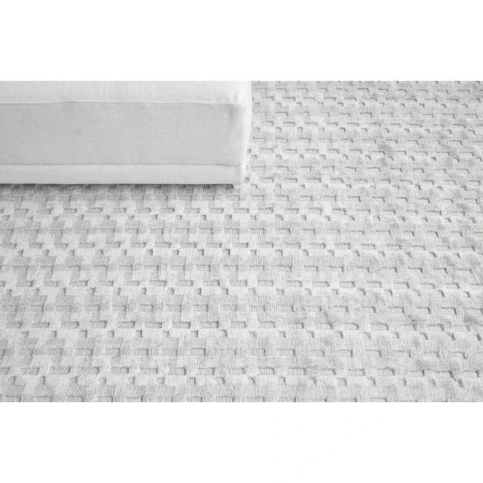 Exquisite Rugs Monroe Silk Ivory 39708X10 8ft.X10ft. Rect. Rug