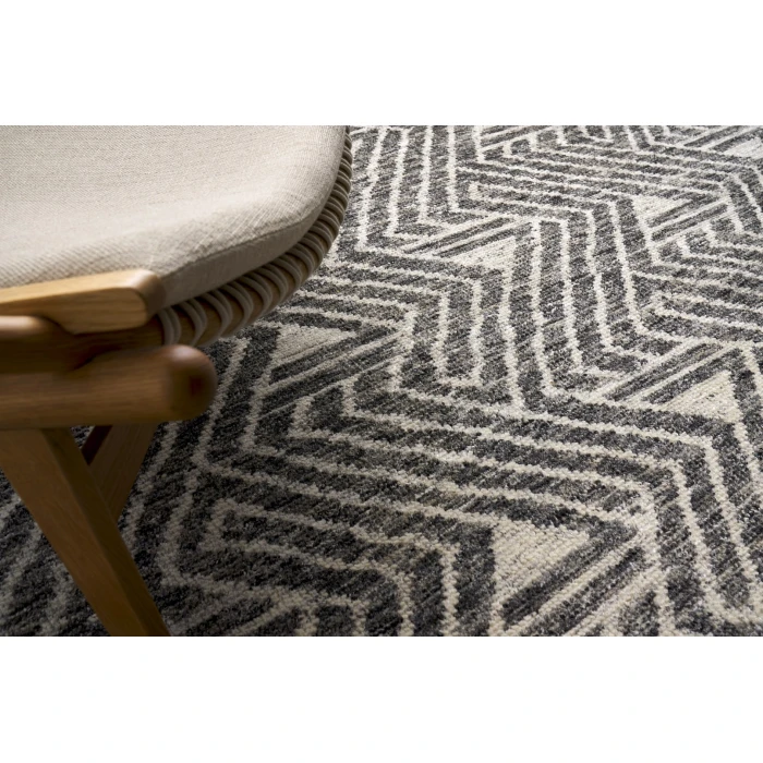 Exquisite Rugs Eaton Silver/Gray/Ivory 40361X16 1ft.X1ft.6in. Rect. Rug