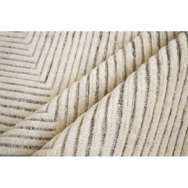 Exquisite Rugs Crescent Ivory 40441X16 1ft.X1ft.6in. Rect. Rug
