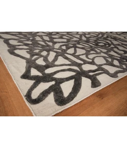 Exquisite Rugs Goudy Ivory/Black 43501X16 1ft.X1ft.6in. Rect. Rug
