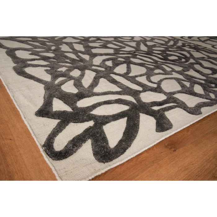 Exquisite Rugs Goudy Ivory/Black 435012X15 12ft.X15ft. Rect. Rug