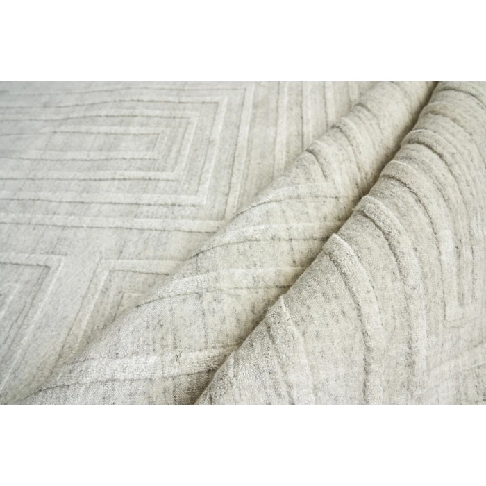 Exquisite Rugs Castelli Ivory 43511X16 1ft.X1ft.6in. Rect. Rug