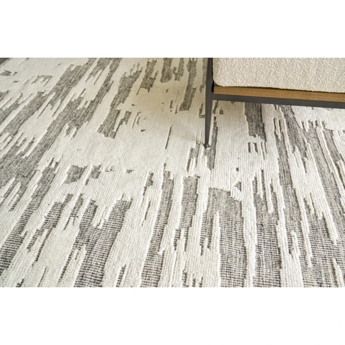 Exquisite Rugs Calibre Ivory/Charcoal 44601X16 1ft.X1ft.6in. Rect. Rug