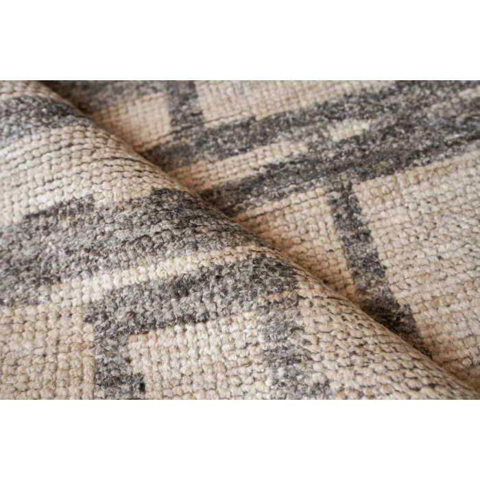 Exquisite Rugs Aldridge Silver/Gray 44831X16 1ft.X1ft.6in. Rect. Rug