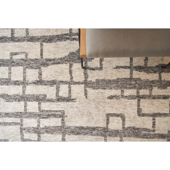 Exquisite Rugs Aldridge Silver/Gray 44831X16 1ft.X1ft.6in. Rect. Rug