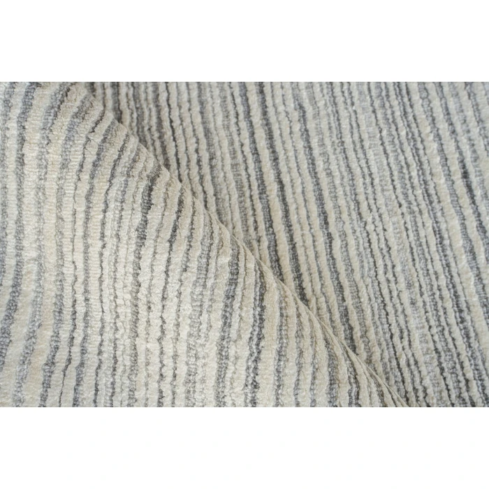 Exquisite Rugs Rossini Ivory/Gray 46958X10 8ft.X10ft. Rect. Rug