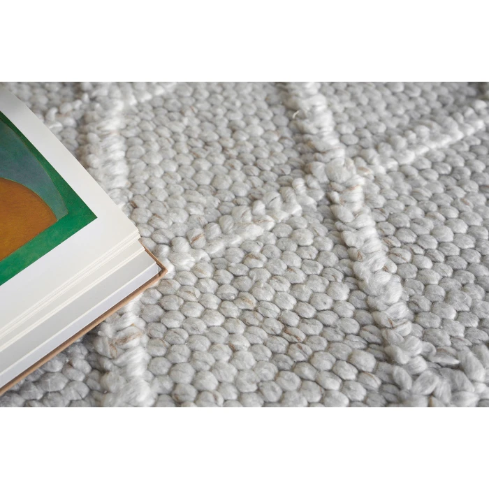 Exquisite Rugs Brentwood Ivory 47041X16 1ft.X1ft.6in. Rect. Rug