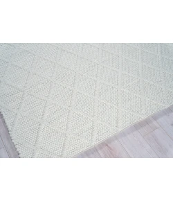 Exquisite Rugs Brentwood White 47161X16 1ft.X1ft.6in. Rect. Rug