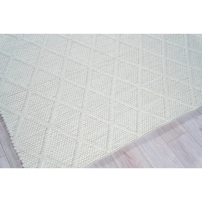 Exquisite Rugs Brentwood White 471610X14 10ft.X14ft. Rect. Rug
