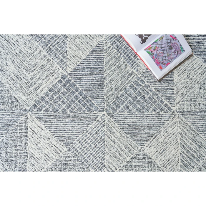 Exquisite Rugs Caprice Black/Ivory 475614x18 14ft.x18ft. Rect. Rug