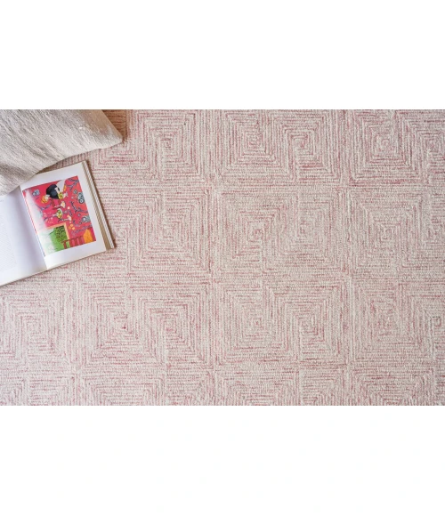 Exquisite Rugs Caprice Pink/Ivory 47725X8 5ft.X8ft. Rect. Rug