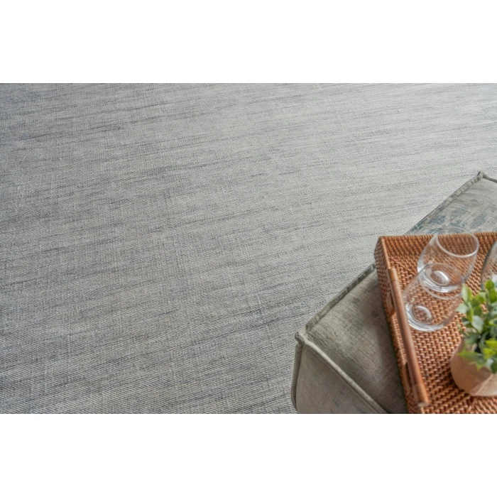Exquisite Rugs Kashmir Light Silver 48521X16 1ft.X1ft.6in. Rect. Rug
