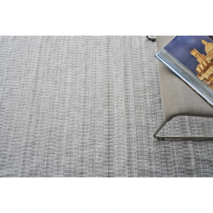 Exquisite Rugs Florence Silver/Gray 48805X8 5ft.X8ft. Rect. Rug