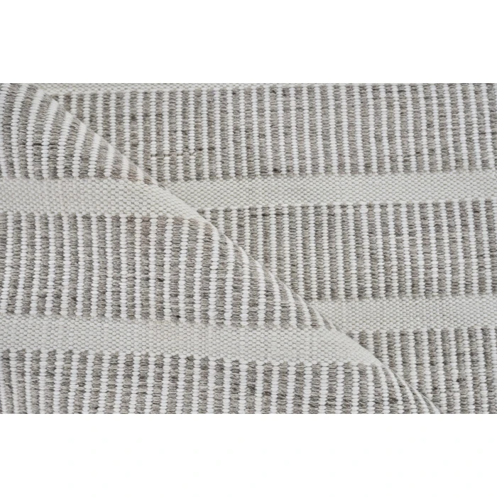 Exquisite Rugs Boca Ivory/Gray 48882X3 2ft.X3ft. Rect. Rug