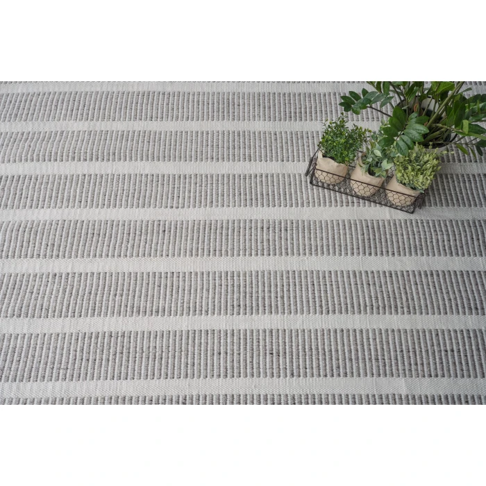 Exquisite Rugs Boca Ivory/Gray 48882X3 2ft.X3ft. Rect. Rug
