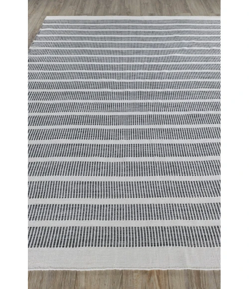 Exquisite Rugs Boca Ivory/Black 48892X3 2ft.X3ft. Rect. Rug