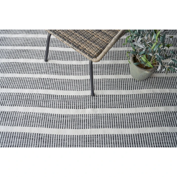 Exquisite Rugs Boca Ivory/Black 48899X12 9ft.X12ft. Rect. Rug