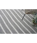 Exquisite Rugs Boca Ivory/Black 48892X3 2ft.X3ft. Rect. Rug