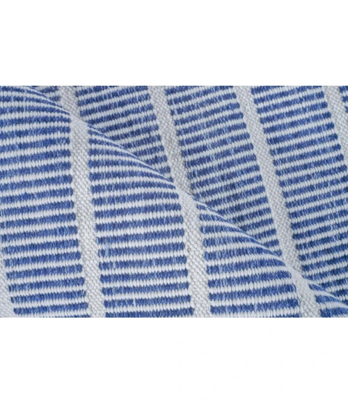 Exquisite Rugs Boca Ivory/Blue 48902X3 2ft.X3ft. Rect. Rug