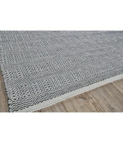 Exquisite Rugs Echo Ivory/Black 48912X3 2ft.X3ft. Rect. Rug