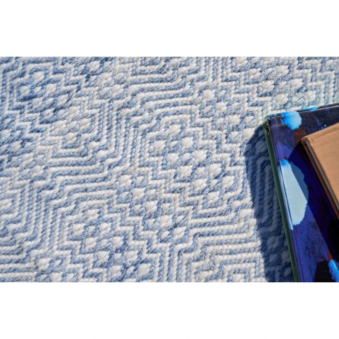 Exquisite Rugs Echo Light Blue 49795X8 5ft.X8ft. Rect. Rug