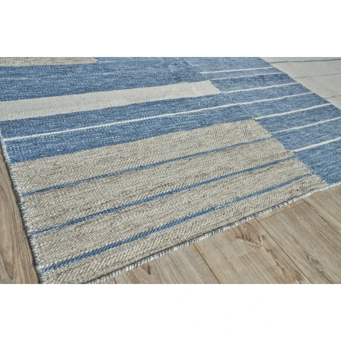 Exquisite Rugs Scandinavian Blue/Ivory 49923X5 3ft.X5ft. Rect. Rug