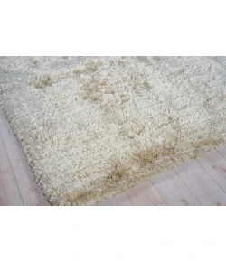 Exquisite Rugs Sumo Shag Beige 53431X16 1ft.X1ft.6in. Rect. Rug